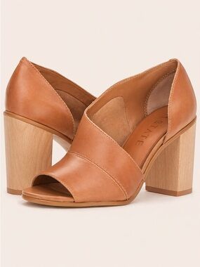 NWOB 1.STATE Amble Tan Leather Peep Toe Block Heel Pumps Size 8 Minimal Chic